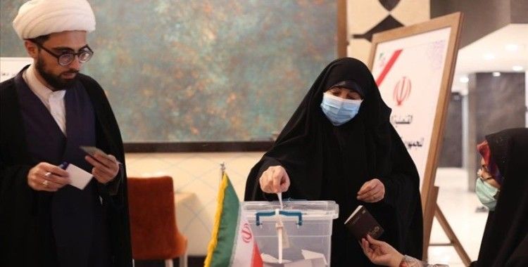 İran'da 13. Cumhurbaşkanlığı Seçimleri'nde oy verme işlemi sona erdi
