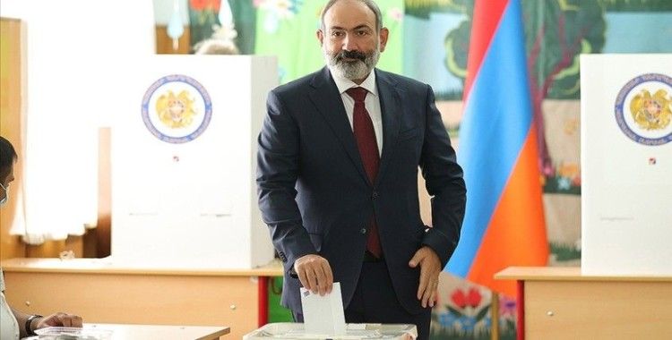 Ermenistan'daki erken parlamento seçimini Paşinyan'ın partisi kazandı