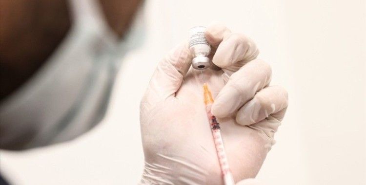 Türkiye'de Kovid-19'la mücadelede birinci doz aşı miktarı 30 milyonu aştı