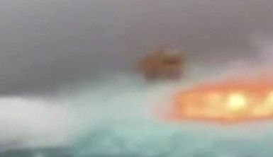Meksika Körfezi'nde sualtı petrol boru hattında patlama