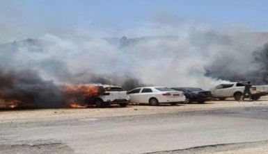 İsrail'de arazi yangını, 15 araç küle döndü