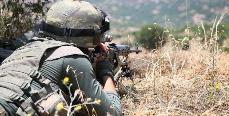 Barış Pınarı ve Fırat Kalkanı bölgelerinde 5 terörist etkisiz hale getirildi