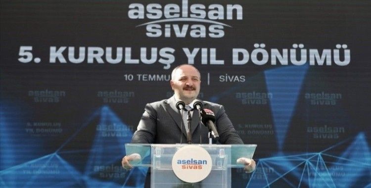 Bakan Varank: İdeolojik yaklaşımlara sahip kişilere gençlerimizin emeklerini yedirmeyiz