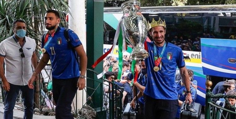 Avrupa Şampiyonu İtalya evine döndü