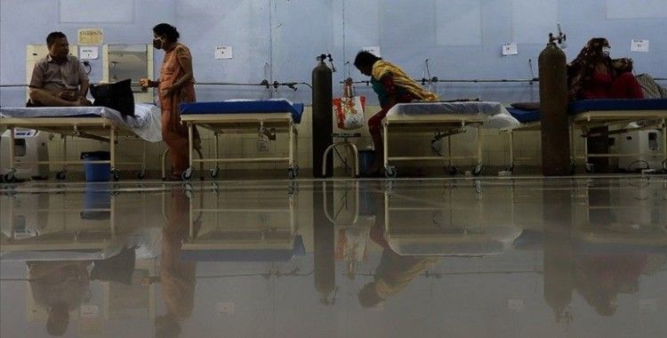 Hindistan'da Kovid-19 salgınında hasta sayısındaki düşüş sürüyor