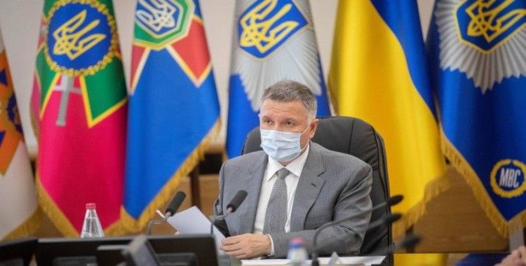 Ukrayna İçişleri Bakanı Avakov istifa etti
