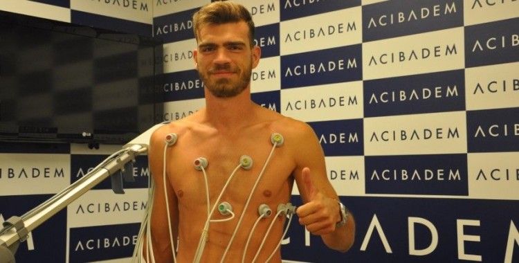 Sivasspor’un yeni transferi Dimitrios Goutas sağlık kontrolünden geçti