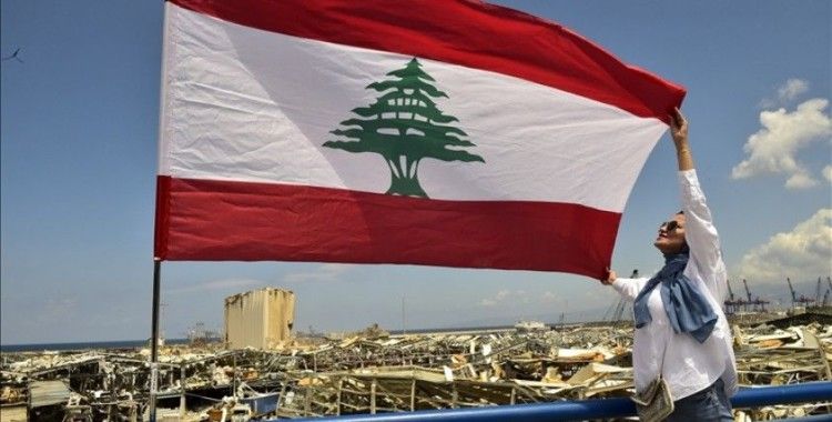 Uzmanlara göre, hükümet kurma sürecinin tıkandığı Lübnan belirsizliğe sürükleniyor
