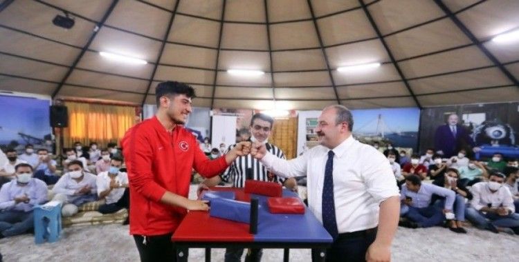 Şanlıurfalı milli sporcu Abdulsamet Türkiye 2.si oldu