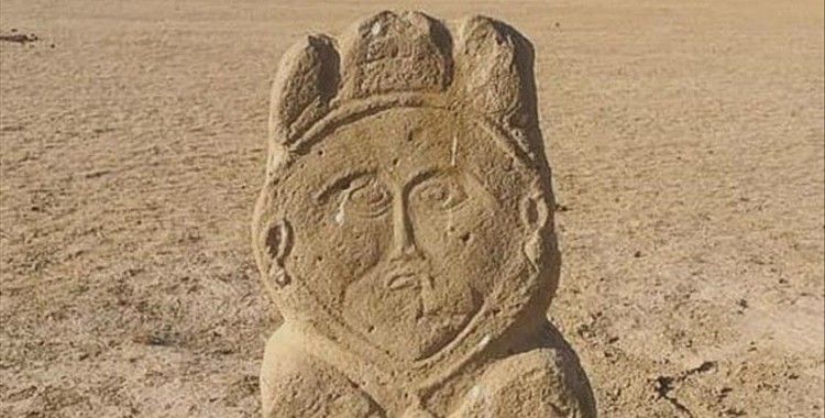 Kazakistan'da eski Türk dönemine ait taş heykel bulundu