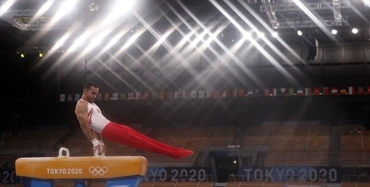 Milli cimnastikçi Arıcan Türkiye'ye cimnastik tarihindeki ilk olimpiyat madalyasını getirdi