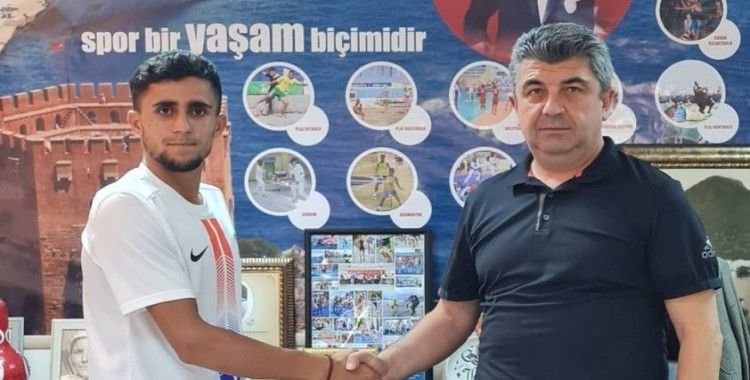 Bağlar Belediyespor'un futbolcu yetiştirme başarısı