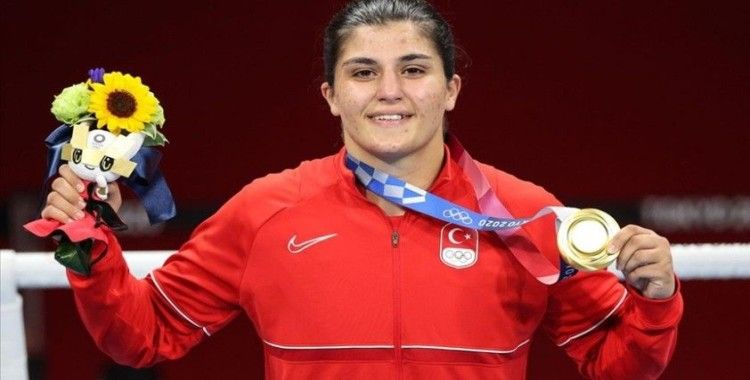 Busenaz Sürmeneli altın madalya kazandı
