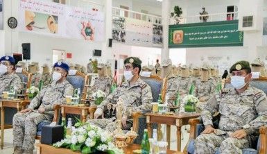 Suudi Arabistan'da ilk kadın askerler mezun oldu