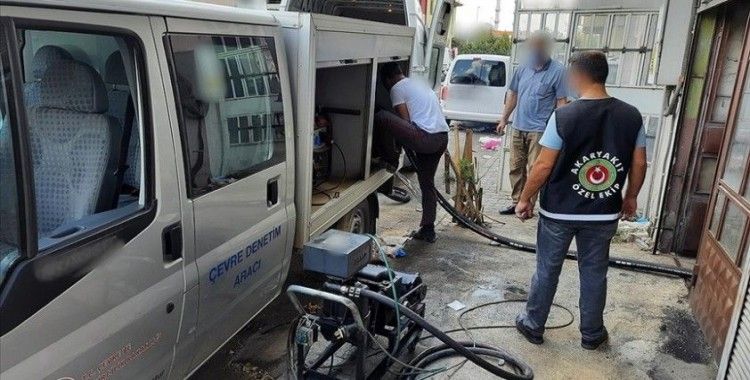 Özel ekip tarafından Konya'da düzenlenen operasyonda 31 bin litre kaçak akaryakıt ele geçirildi