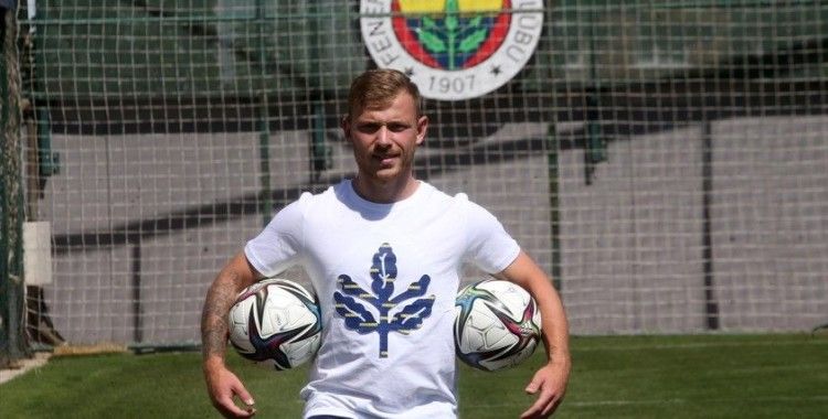 Fenerbahçe'nin yeni transferi Max Meyer, forma giymeye hazır