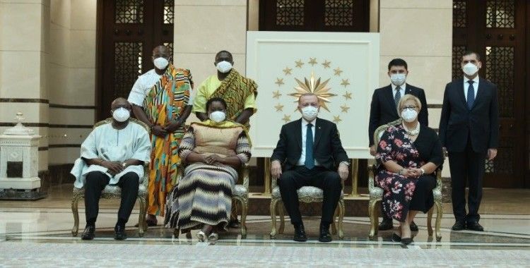 Cumhurbaşkanı Erdoğan, Gana’nın Ankara Büyükelçisi Ashietey-Odunton’u kabul etti
