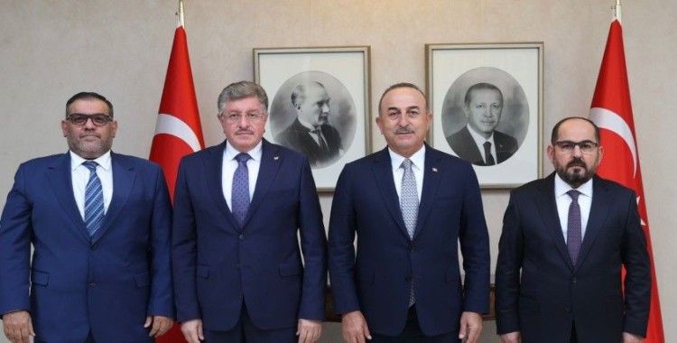 Çavuşoğlu, Suriye Ulusal Koalisyonu ve Suriye Geçici Hükümeti heyeti ile görüştü