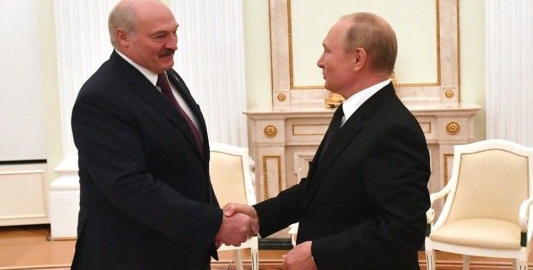 Putin ve Lukaşenko Moskova’da bir araya geldi
