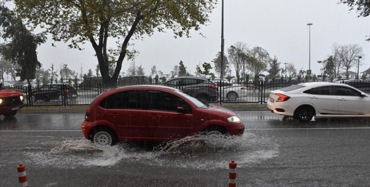 AFAD'dan 7 il için 'çok kuvvetli' yağış uyarısı