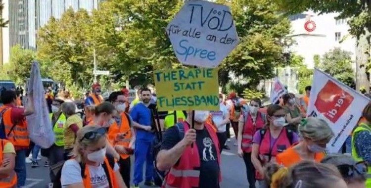  Berlin’de sağlık çalışanları grevde