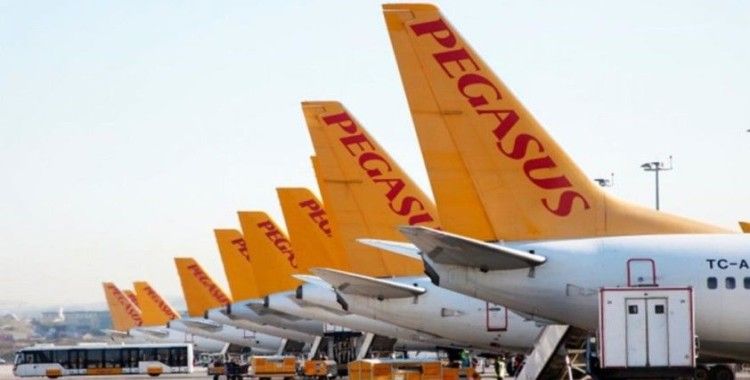 Pegasus'un sosyal medyadaki PCR zorunluluğu sorusuna yanıtı gündem oldu