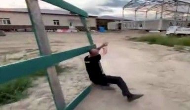 Rusya'da okul inşaatına giden valiyi sarhoş bekçi karşıladı