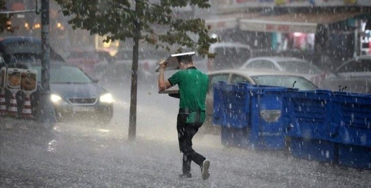 İstanbul için yarın 'çok kuvvetli' yağış uyarısı