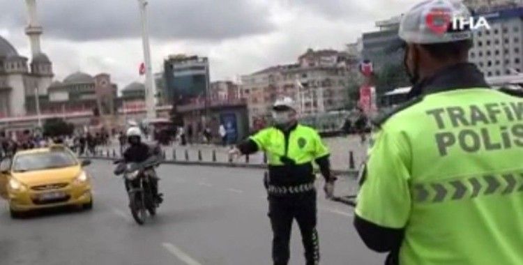 Taksim’de trafik denetimi: Motokuryelere ceza yağdı