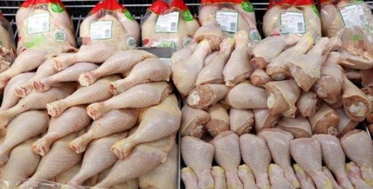 Tavuk kanadına rağbetin azalması fiyatları yarıya indirdi