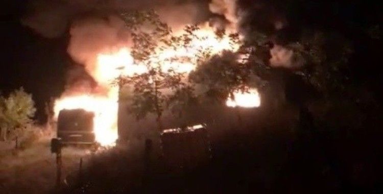Aynı aileden 4 kişinin hayatını kaybettiği yangının görüntüleri ortaya çıktı