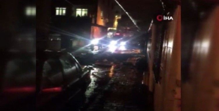 İstanbul’da akşam saatlerinde şiddetli yağış etkili oldu