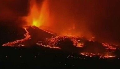 La Palma Yanardağı 100'den fazla evi yok etti