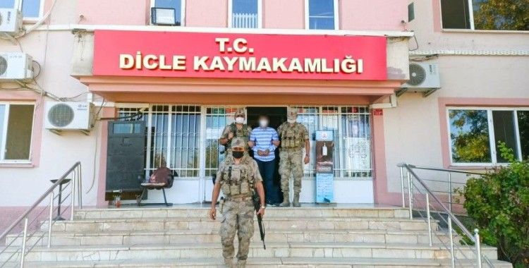 Diyarbakır'da hakkında 17 yıl 36 ay 10 gün hapis cezası olan şahsı JASAT yakaladı