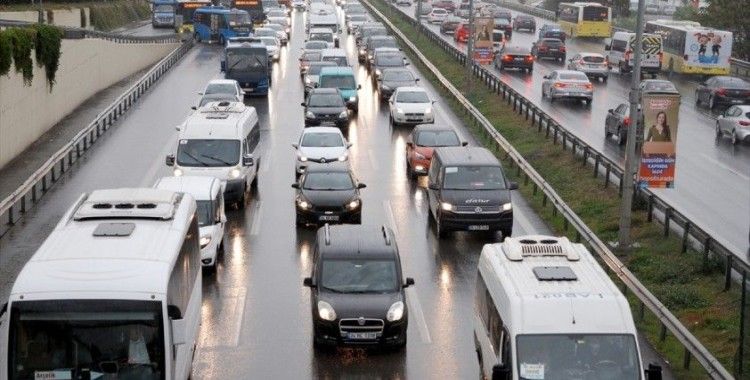 İstanbul trafiğinde yağmur etkisi: Yüzde 76'ya ulaştı