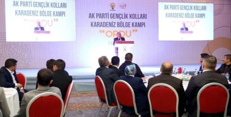 Cumhurbaşkanı Erdoğan AK Parti'li gençlere seslendi: 'Durmak yok yola devam'