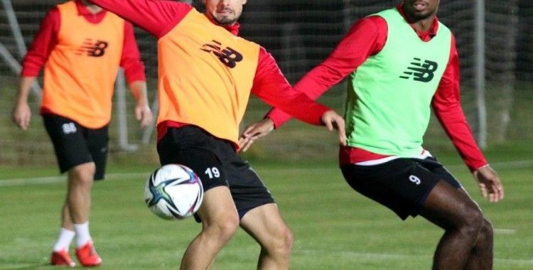 FT Antalyaspor’da, DG Sivasspor hazırlıkları sürüyor