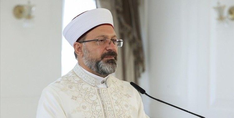 Erbaş İslam dünyasını İsrail'in Mescid-i Aksa'daki 'sessiz ibadet' kararına karşı çıkmaya çağırdı