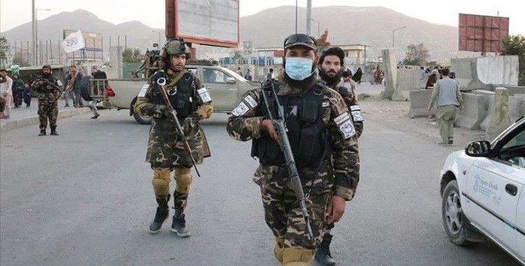 Afganistan'ın kuzeyindeki bir camiye düzenlenen bombalı saldırıda ölü ve yaralı sayısı 100'ü geçti