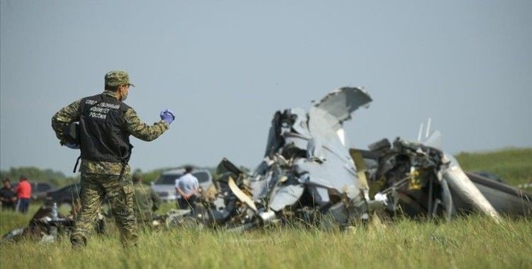 Tataristan'da paraşütçü taşıyan uçağın düşmesi sonucu 16 kişi hayatını kaybetti