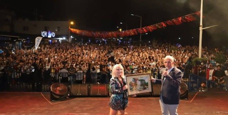Balık Festivali, Ece Seçkin konseriyle sona erdi