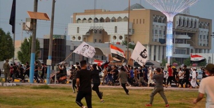 Irak'ta adil bir hükümet kurulmamasının toplumsal olayları yeniden tetikleyebileceği belirtiliyor