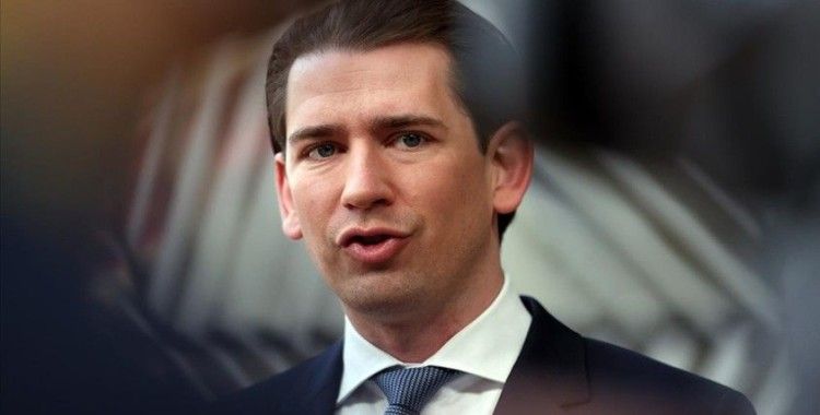 Avusturya’da başbakan değişikliği iktidara yönelik tepkileri azaltmadı