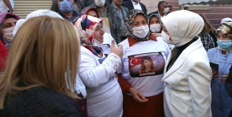 TBMM Kadına Yönelik Şiddetin Araştırılması Komisyonu, Diyarbakır annelerini ziyaret etti