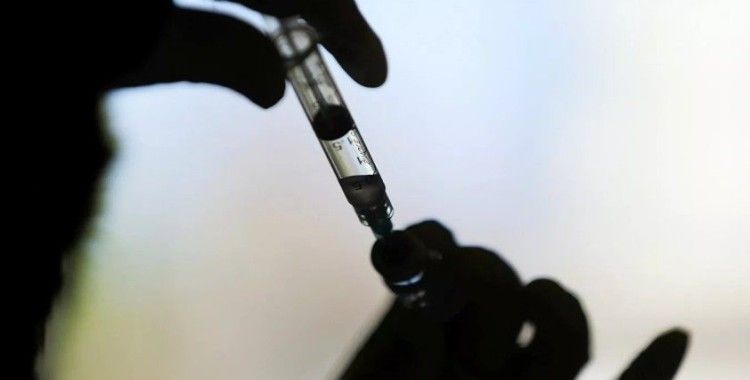 Alman bilim insanlarından Kovid-19'un A.30 varyantının aşılara dirençli olduğu uyarısı