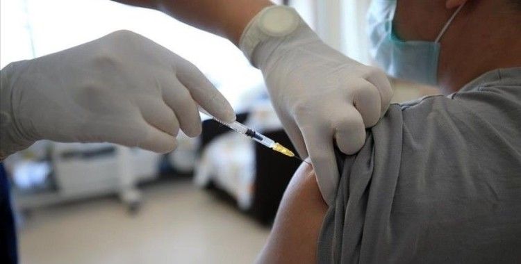 Belçika'da Kovid-19 aşılarının takviye dozu 2022'de herkese yapılacak