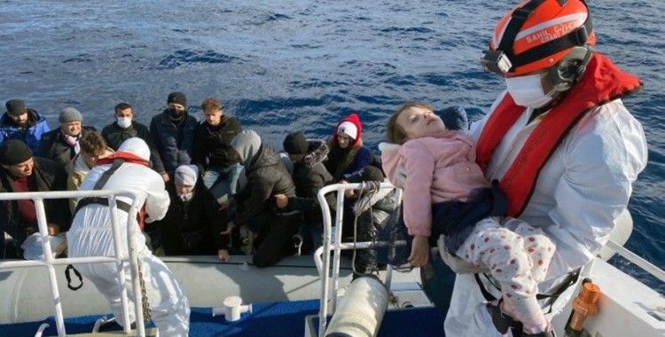 Yunan unsurlarının göçmenlere zulmü kadın-çocuk dinlemiyor