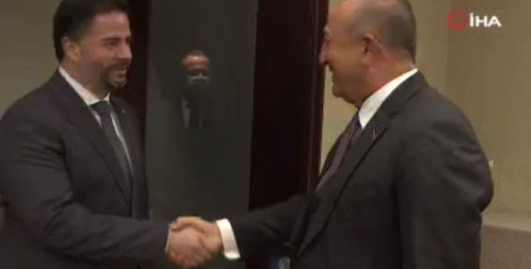 Dışişleri Bakanı Çavuşoğlu, Lübnan Ekonomi ve Ticaret Bakanı Salam ile görüştü