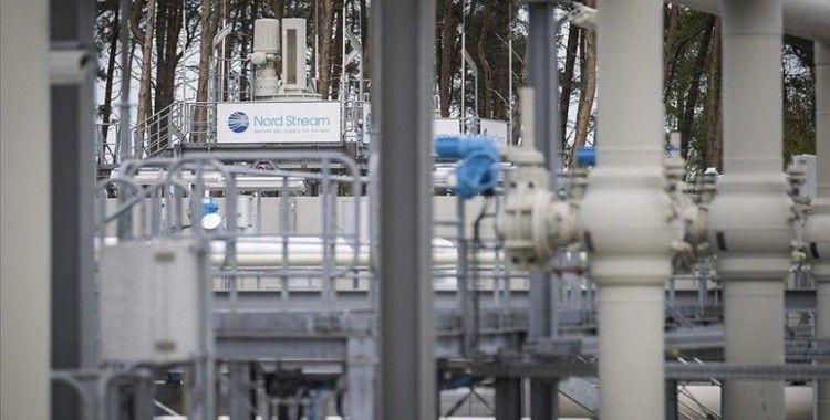Almanya, Kuzey Akım 2 Doğal Gaz Boru Hattı'nın ruhsatlandırma sürecini askıya aldı