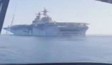 ABD: İran'a ait helikopter Umman Körfezi'nde ABD savaş gemisine yaklaştı